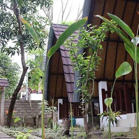 Rumah Gemala Gili Air Kültér fotó